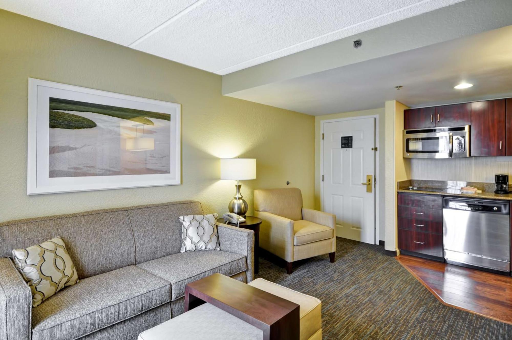 Homewood By Hilton 3*